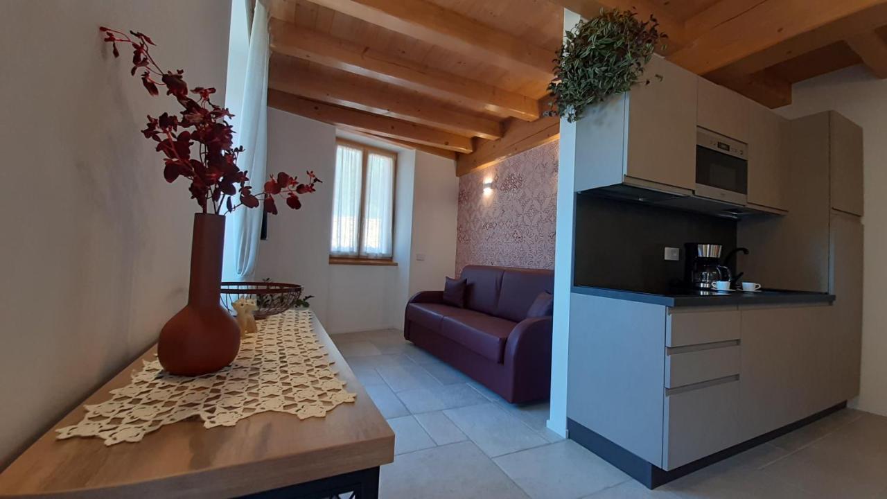 Garda Baldo Apartments_Vivaldi Torbole Sul Garda Extérieur photo