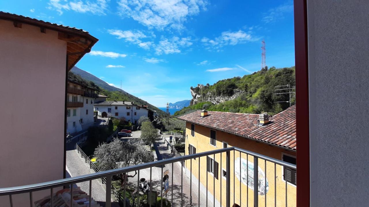 Garda Baldo Apartments_Vivaldi Torbole Sul Garda Extérieur photo