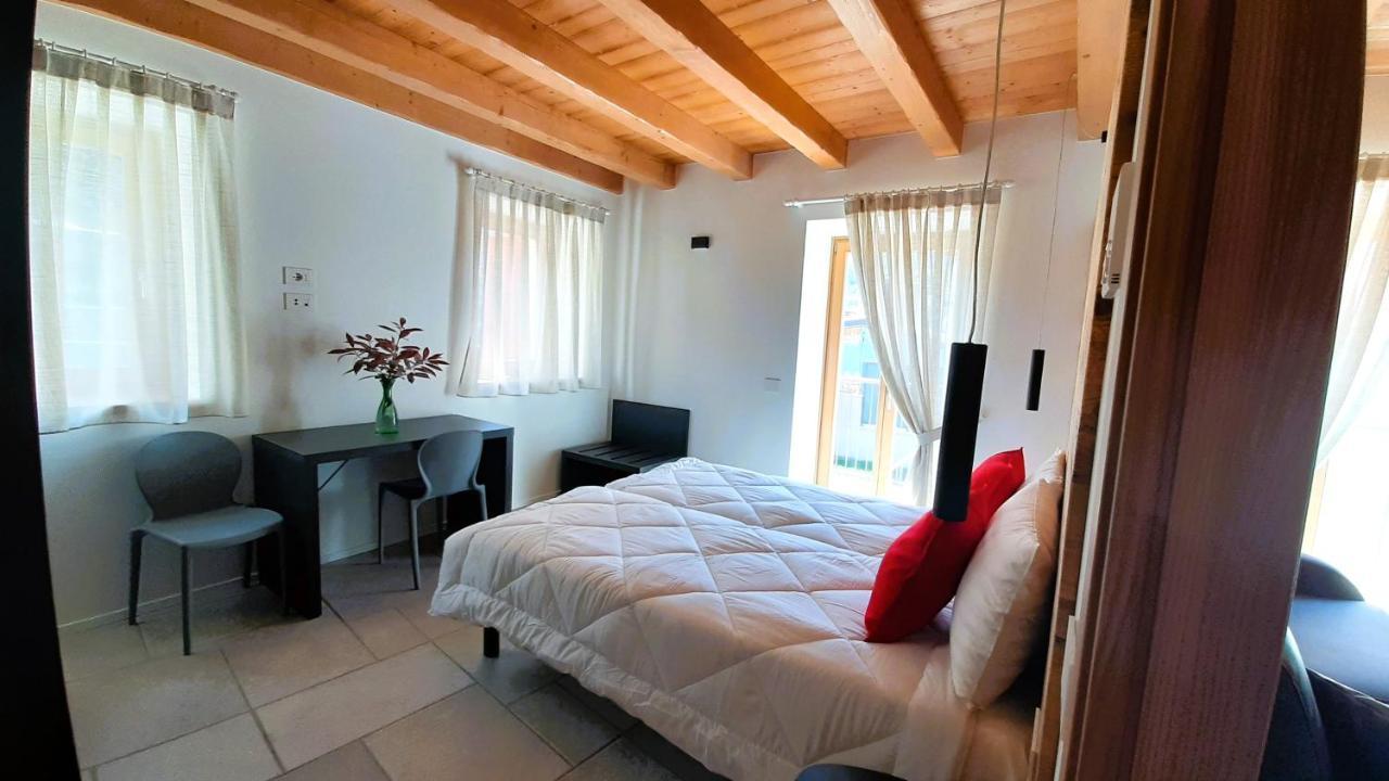 Garda Baldo Apartments_Vivaldi Torbole Sul Garda Extérieur photo