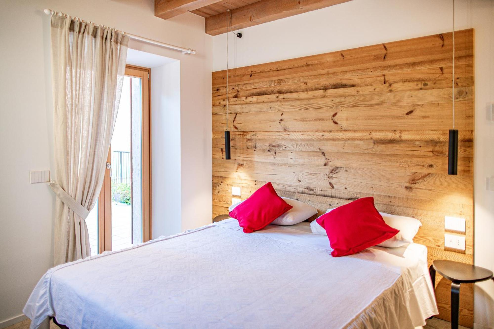 Garda Baldo Apartments_Vivaldi Torbole Sul Garda Extérieur photo