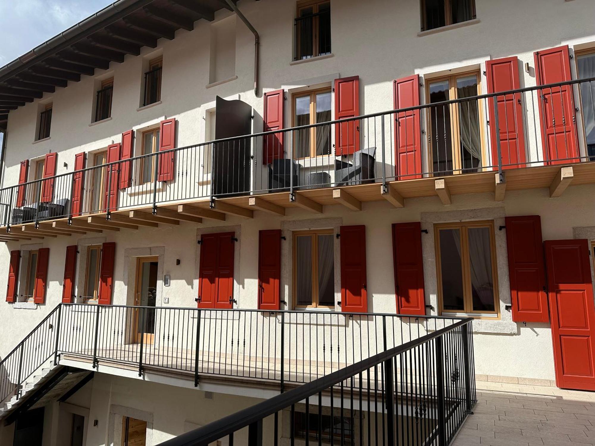 Garda Baldo Apartments_Vivaldi Torbole Sul Garda Extérieur photo