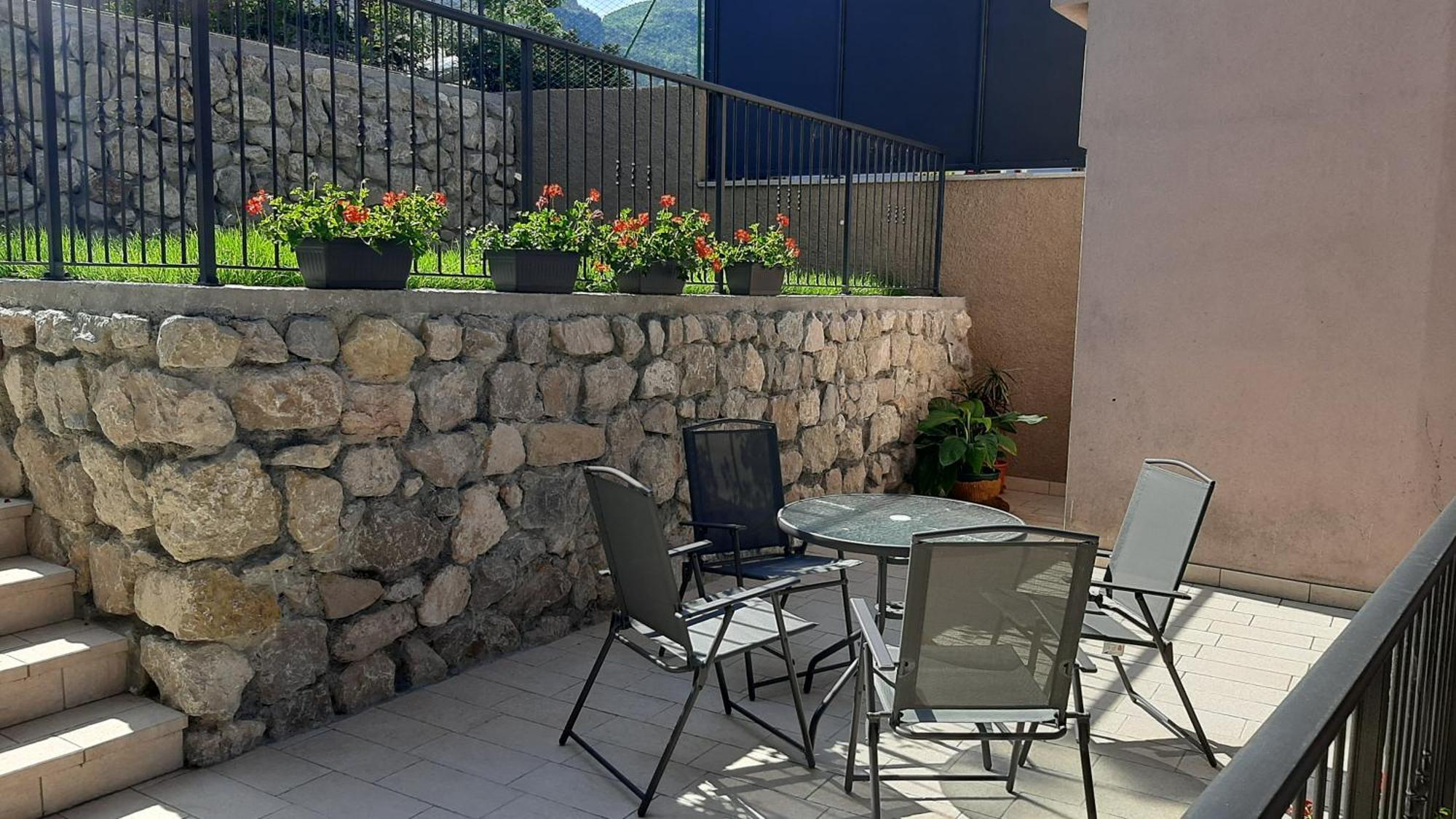 Garda Baldo Apartments_Vivaldi Torbole Sul Garda Extérieur photo