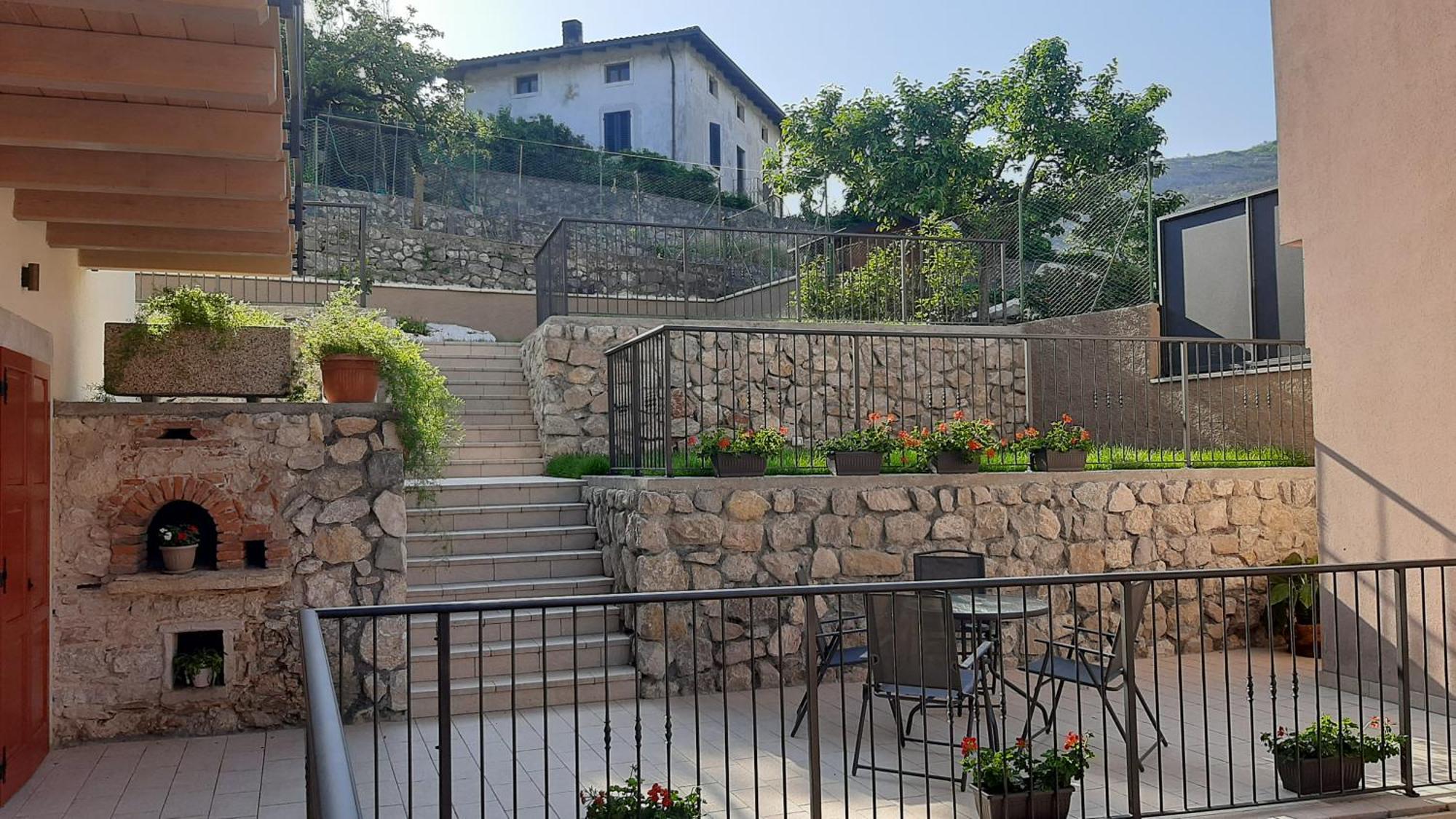 Garda Baldo Apartments_Vivaldi Torbole Sul Garda Extérieur photo